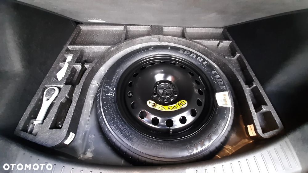 Ford Kuga 1.5 EcoBoost 2x4 Titanium - 35
