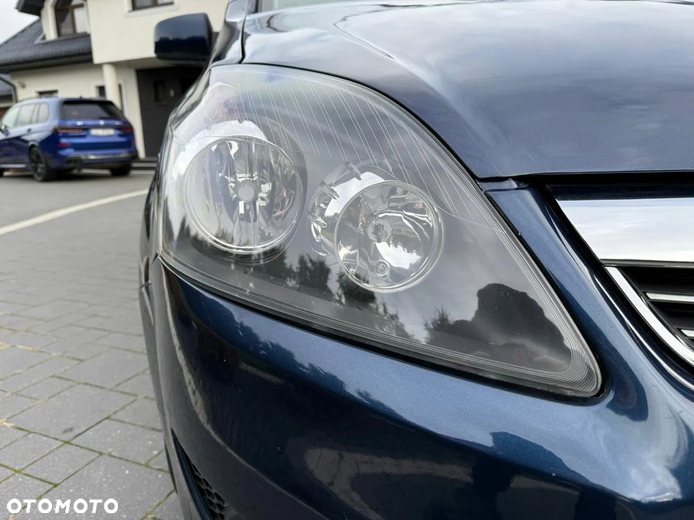 Opel Zafira 1.7 CDTI - 10