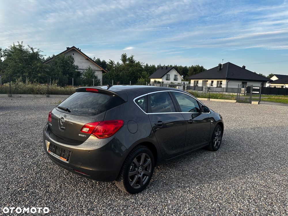 Opel Astra 1.4 Turbo ENERGY - 11