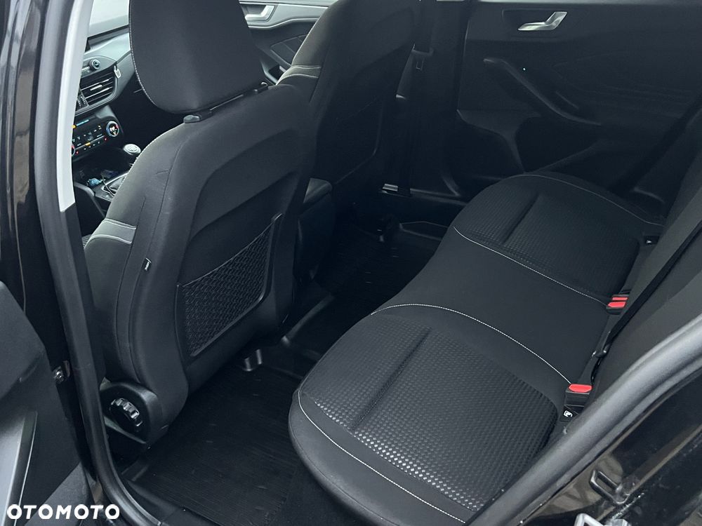 Ford Focus 1.5 EcoBlue Trend Edition Business - 16