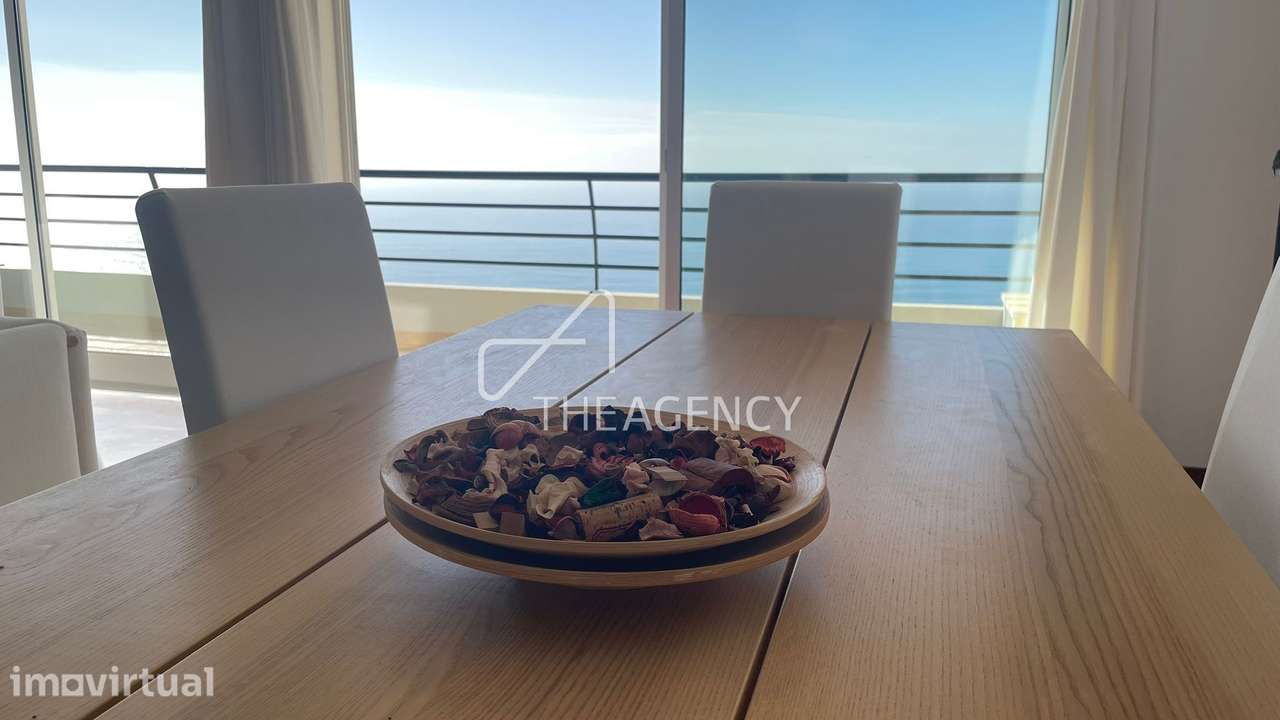 Espaçoso Duplex T2+1 com Vista Panorâmica Deslumbrante sobre o Mar em - Grande imagem: 5/14