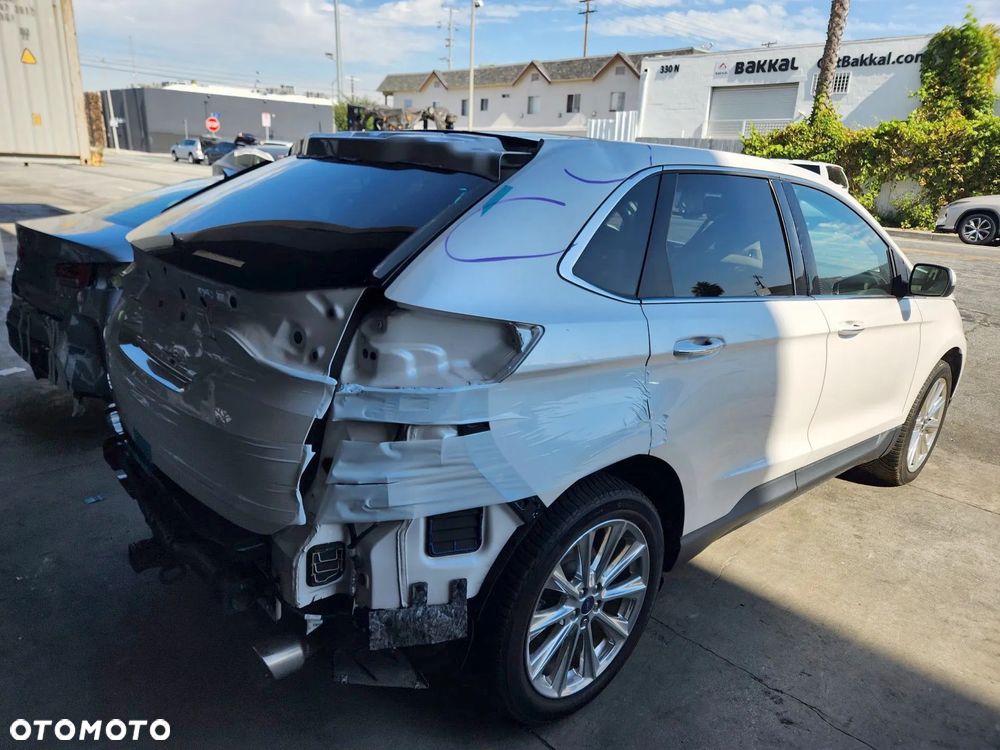 Ford Edge 2.0 EcoBlue Bi-Turbo 4x4 Titanium - 4