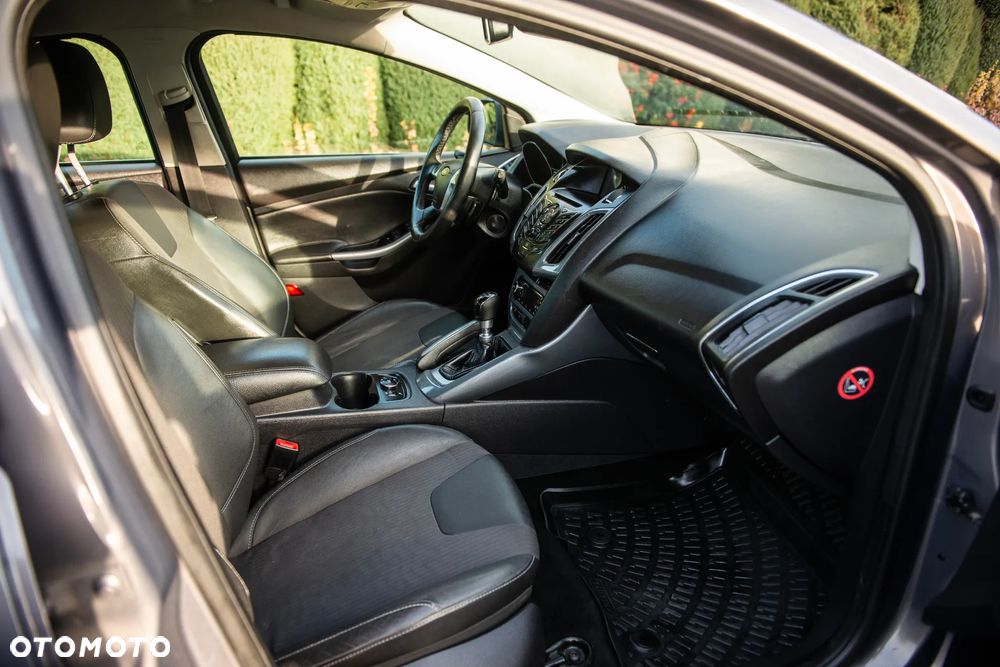 Ford Focus 2.0 TDCi DPF Style+ - 25