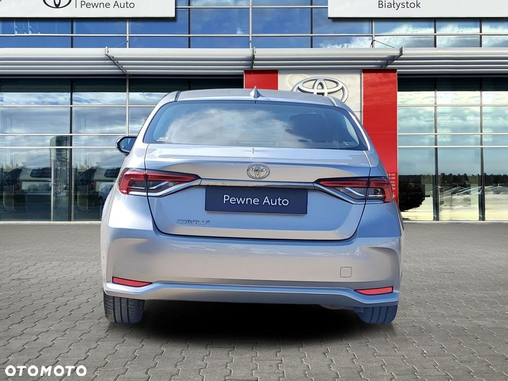 Toyota Corolla - 4