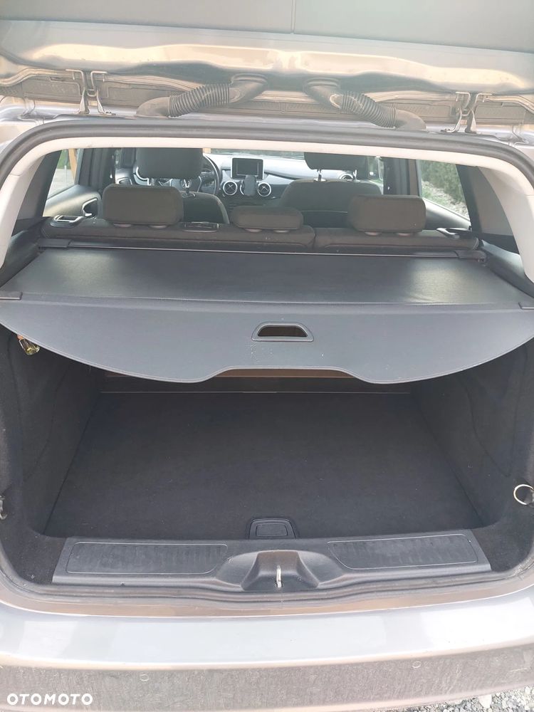 Mercedes-Benz Klasa B 180 d BlueEFFICIENCY Edition Style - 19