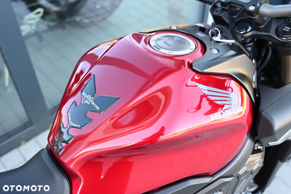 Honda CB - 24