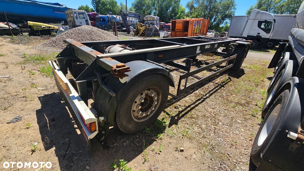 Schwarzmuller 2-osiowy BDF - S202 - 3