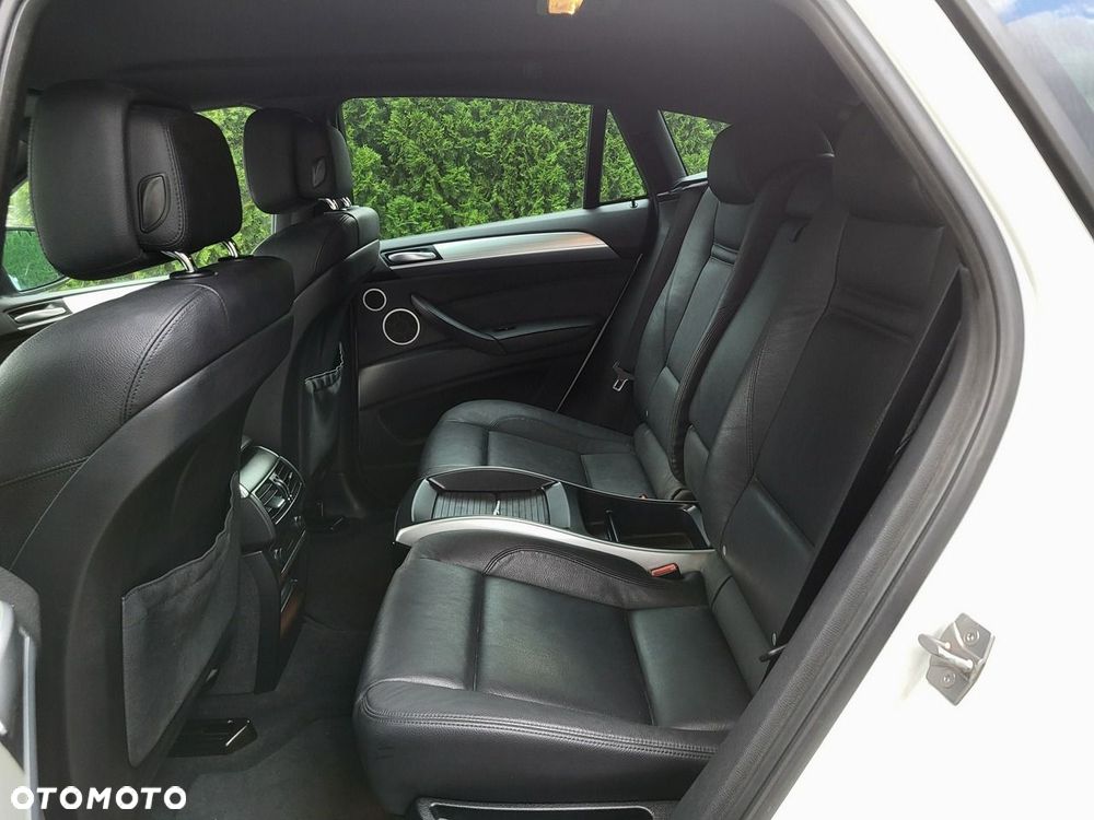 BMW X6 - 16
