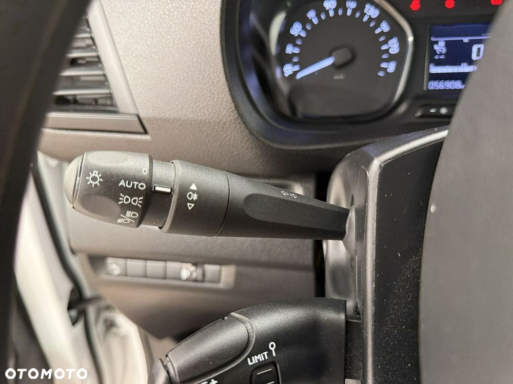 Toyota ProAce - 24