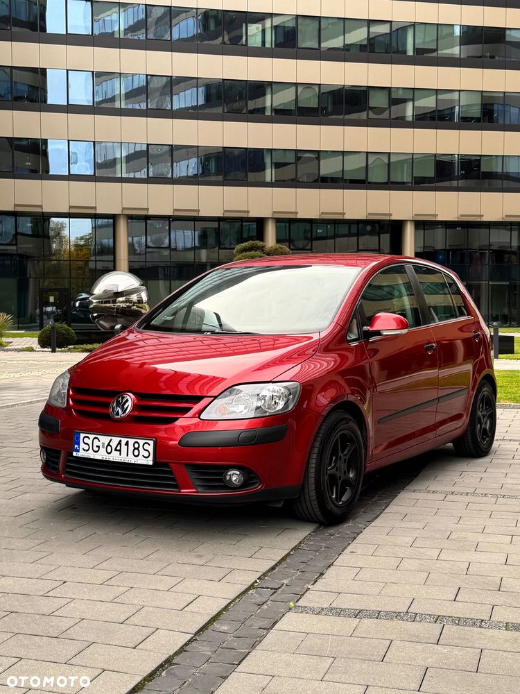 Volkswagen Golf - 1