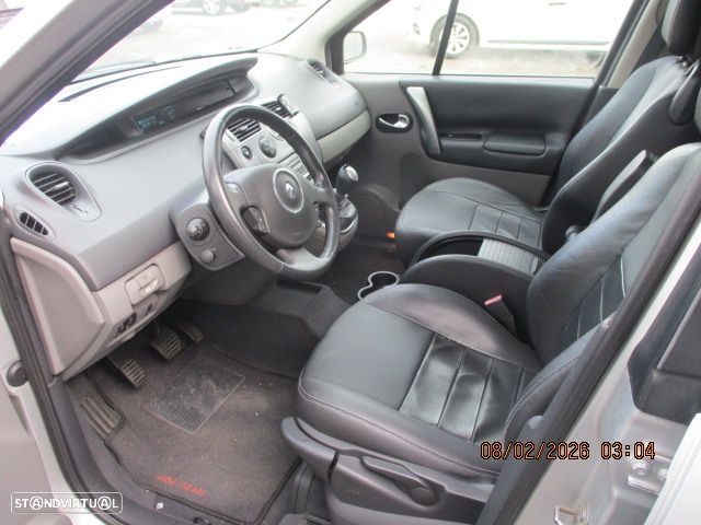 Renault Scénic 1.5 dCi Dynamique S - 6
