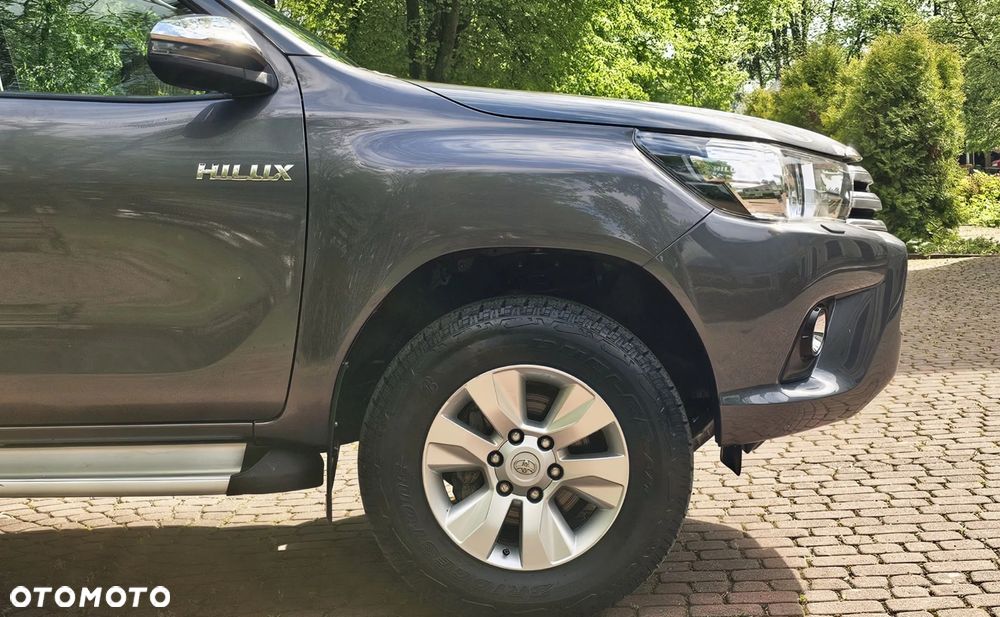 Toyota Hilux 4x4 Double Cab S&S Comfort - 15
