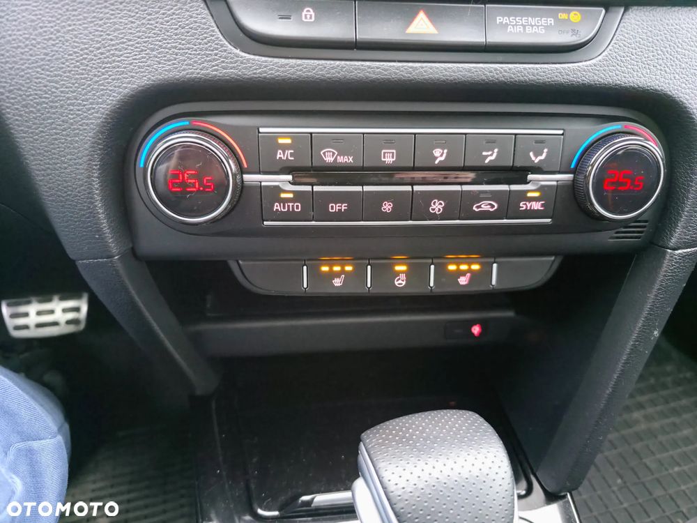 Kia ProCeed 1.6 T-GDI DCT7 OPF GT - 14