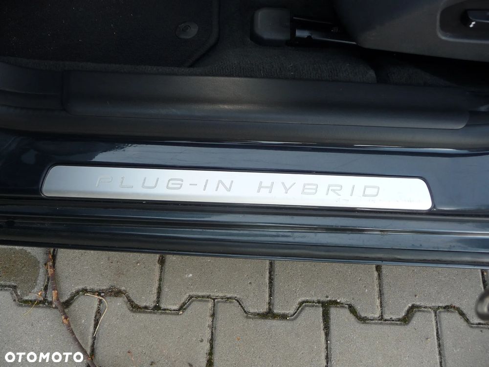 Volvo V60 D6 AWD Plug-in Hybrid Momentum - 18