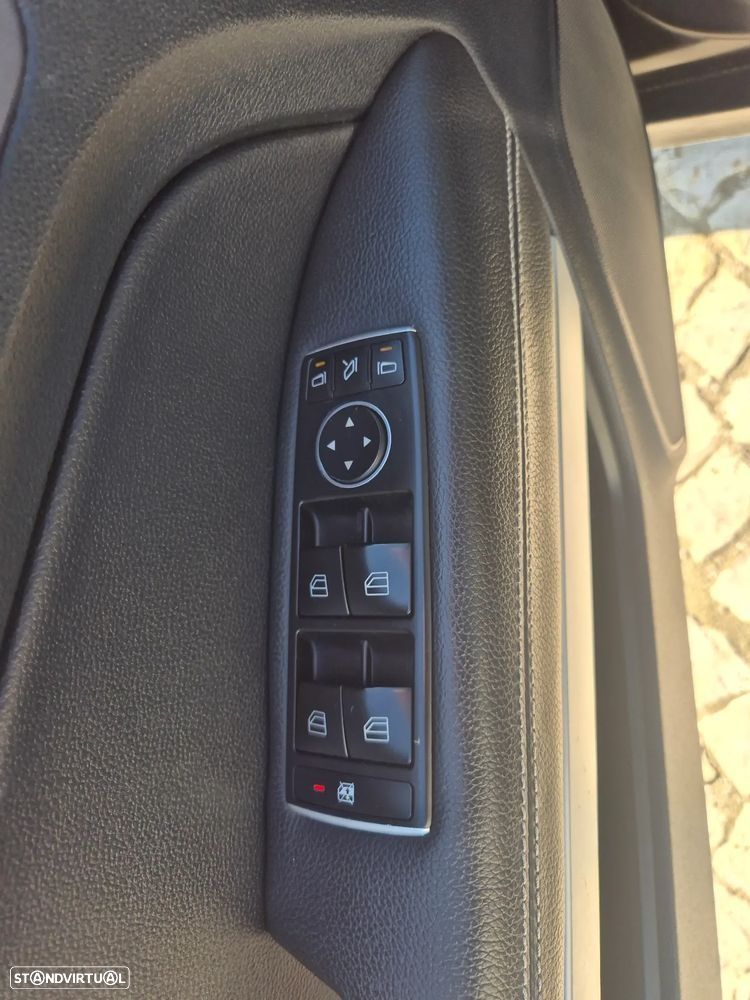 Mercedes-Benz E 250 CDi Elegance BlueEfficiency Auto - 10