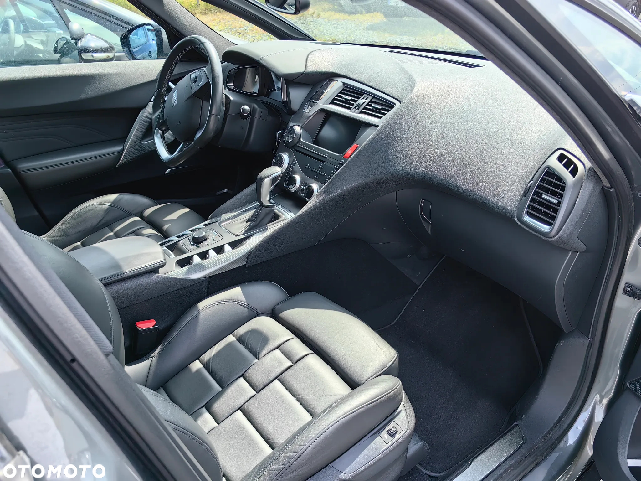 DS Automobiles DS 5 - 17