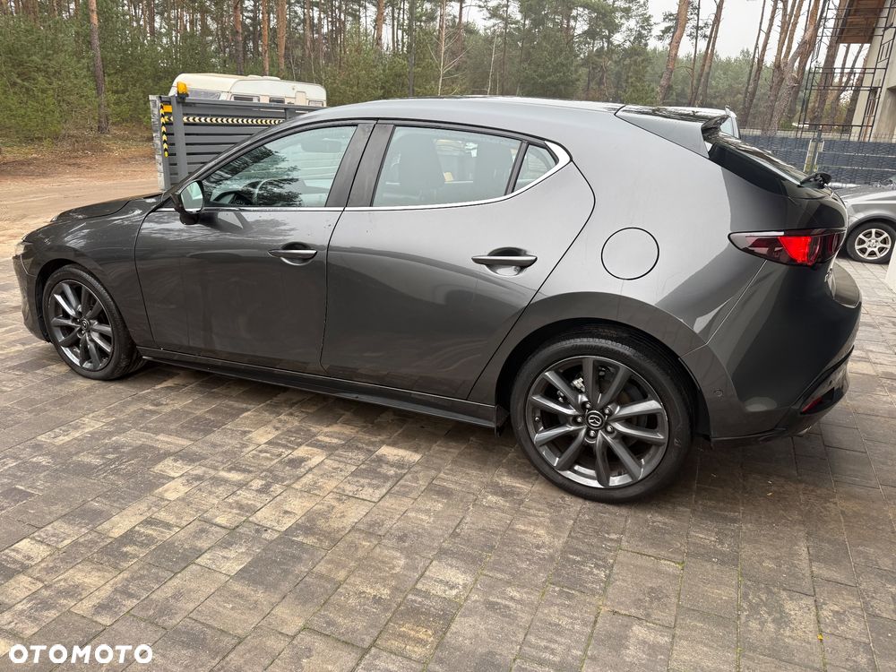 Mazda 3 - 4