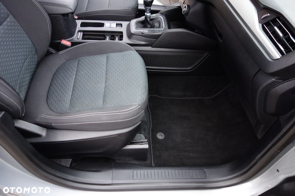 Ford Kuga - 19
