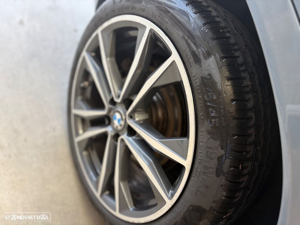BMW X2 25 e xDrive Pack M - 24