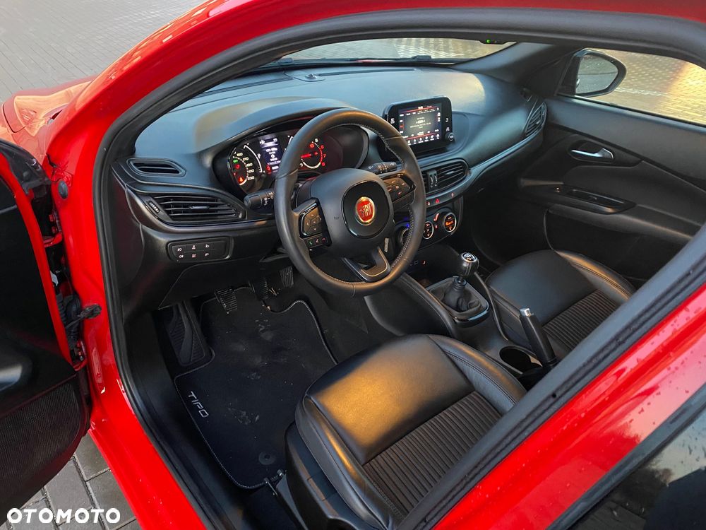 Fiat Tipo 1.4 T-Jet S-Design - 26