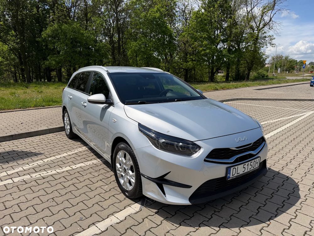Kia Ceed 1.5 T-GDI MHEV M - 8