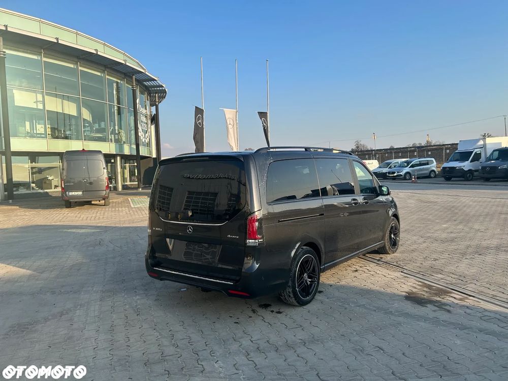 Mercedes-Benz Klasa V 300 d 4-Matic 9G-Tronic Exclusive (d³ugi) - 16