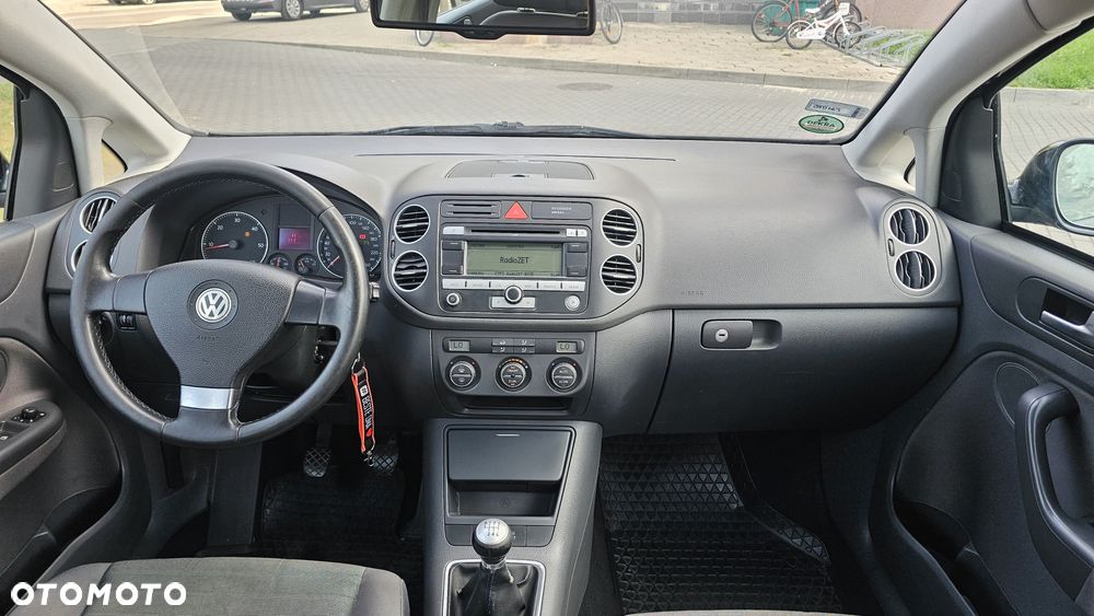Volkswagen Golf Plus - 14