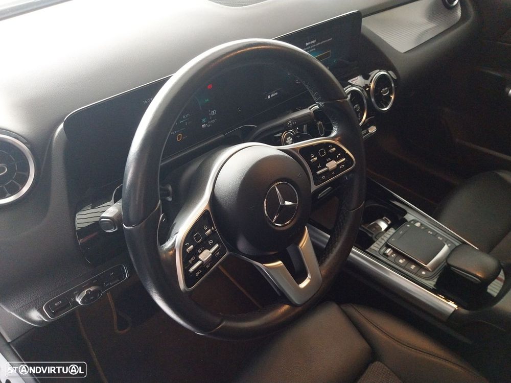 Mercedes-Benz GLA 250 e Progressive - 12