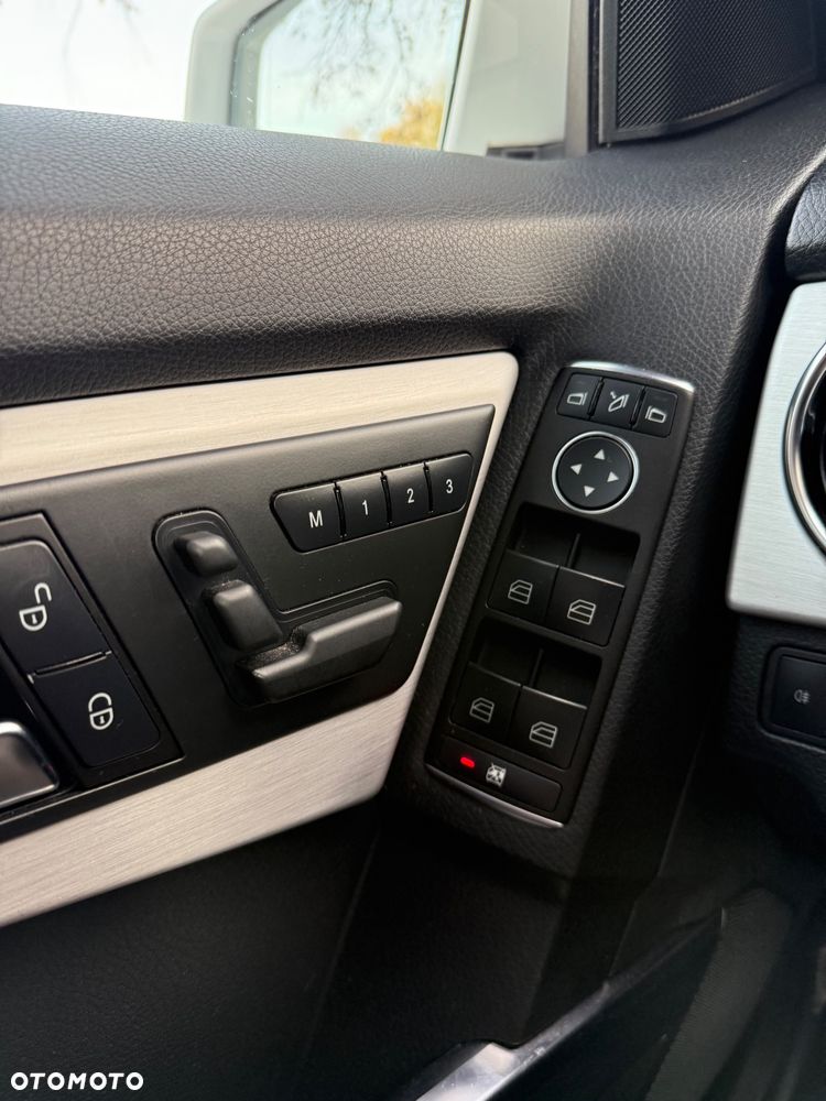 Mercedes-Benz GLK 350 CDI 4Matic (BlueEFFICIENCY) 7G-TRONIC - 23