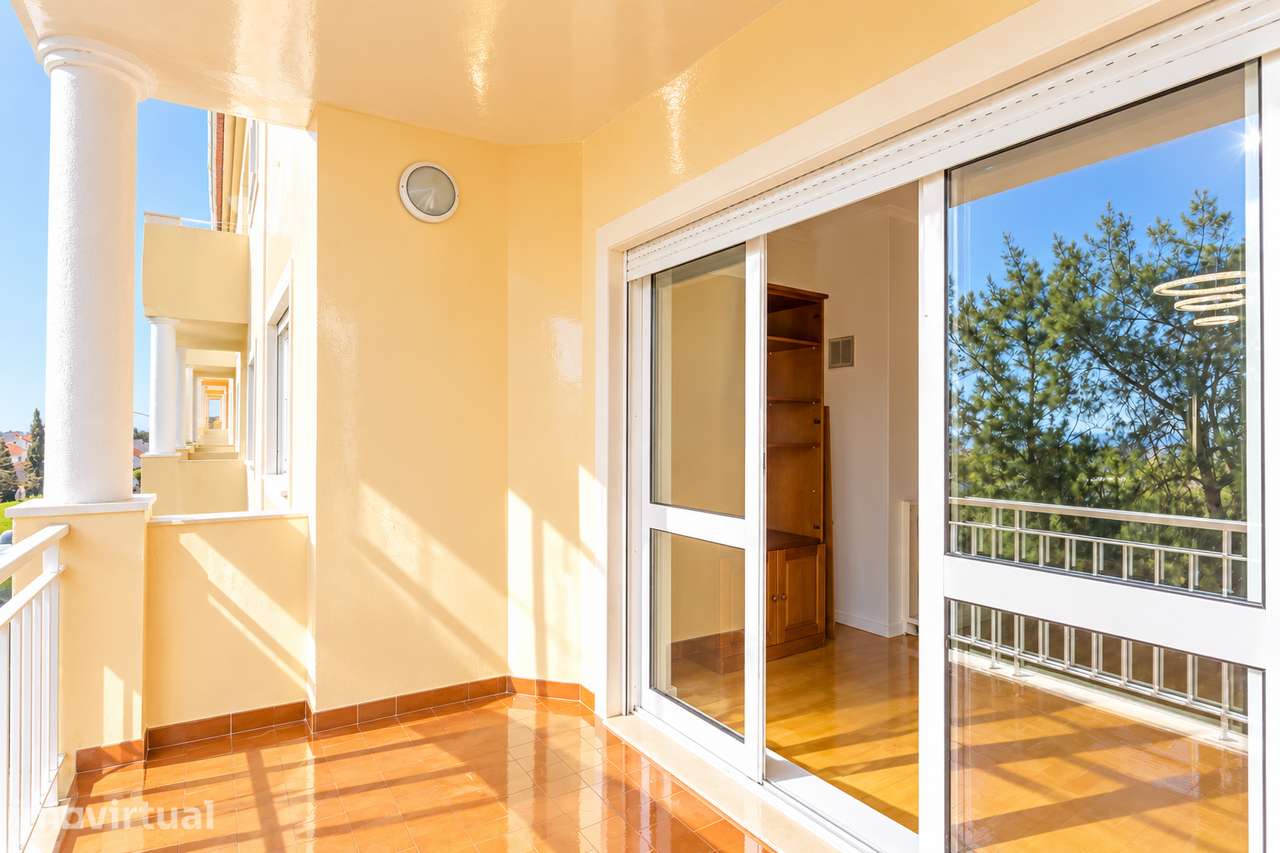 Apartamento LUXO T2  a Estrear Cond. Privado Piscina e Espaços Verdes - Grande imagem: 2/29