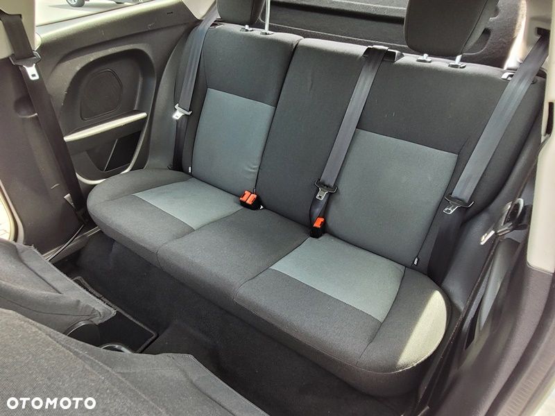 Ford Fiesta - 28