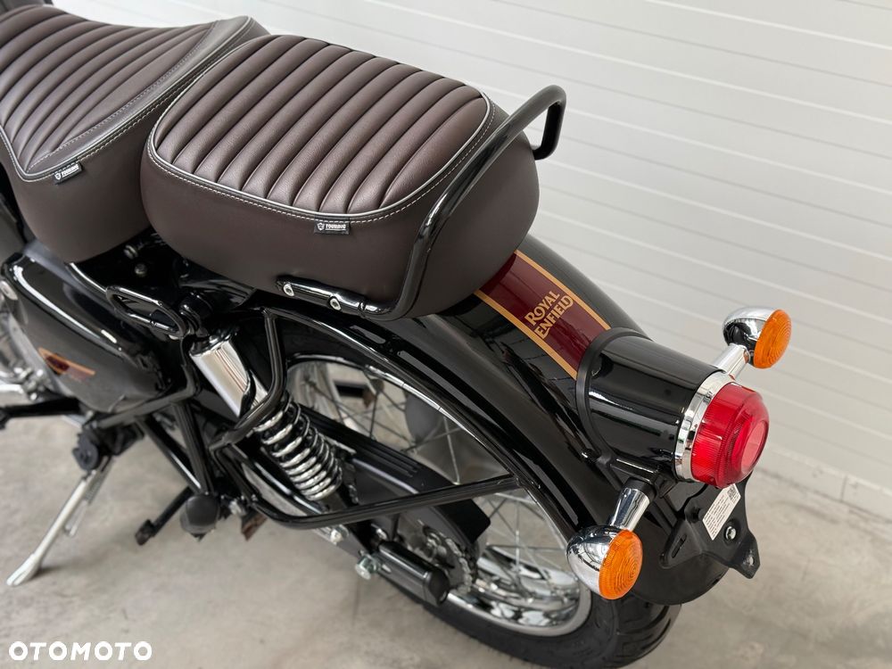 Royal Enfield Classic - 35