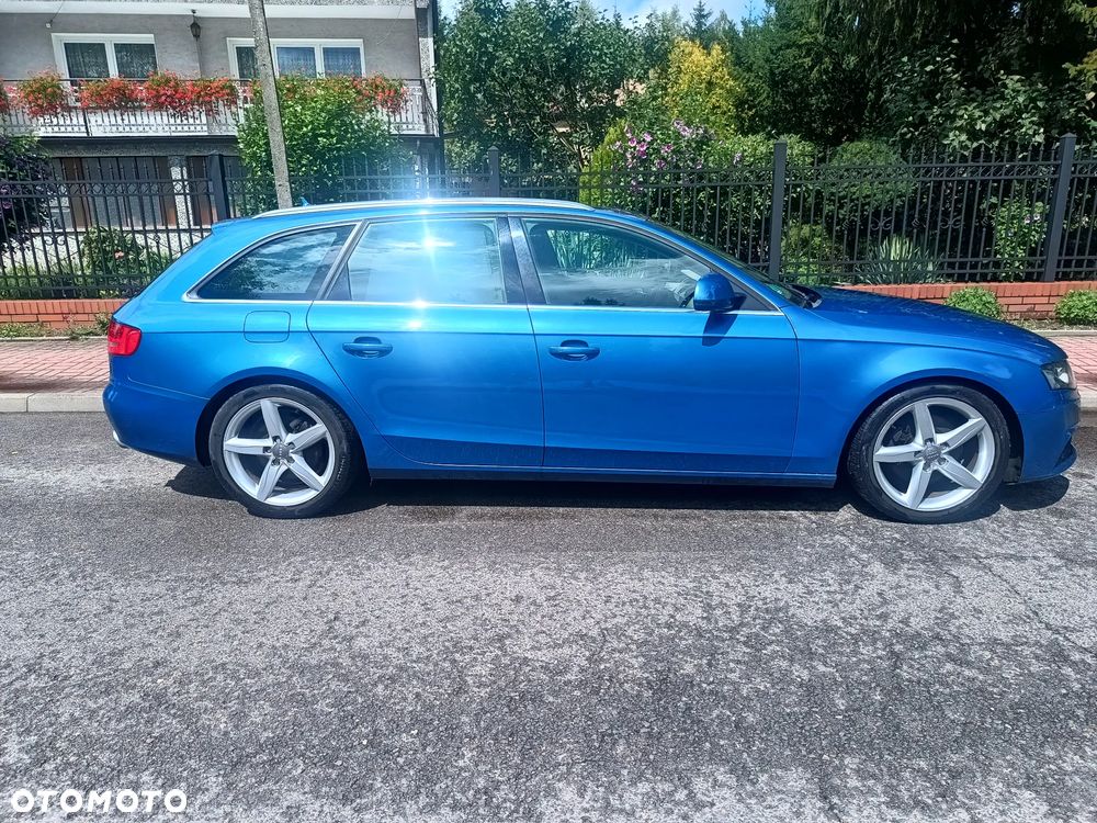 Audi A4 Avant - 6