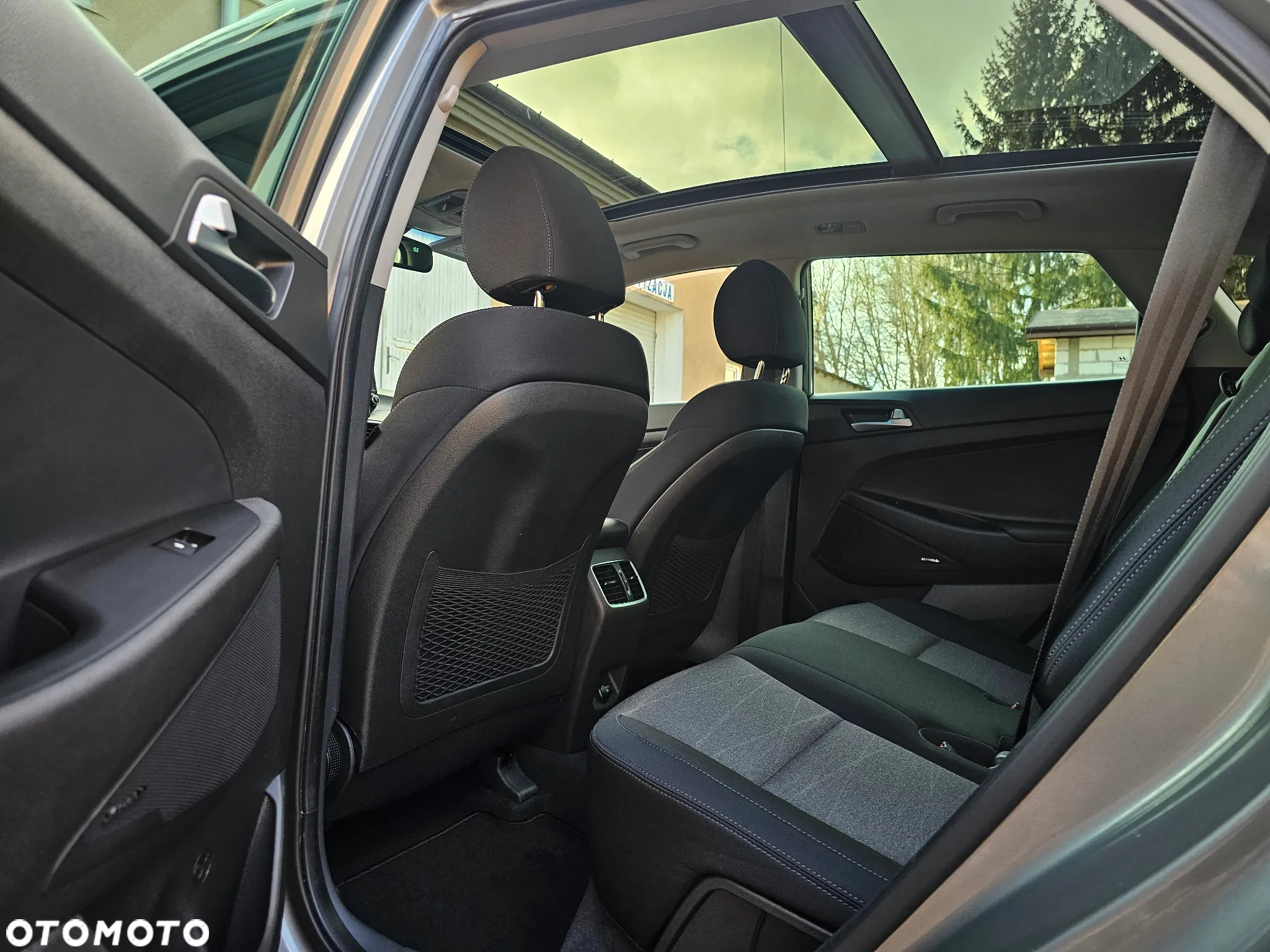 Hyundai Tucson blue 1.6 CRDi 2WD DCT Premium - 12