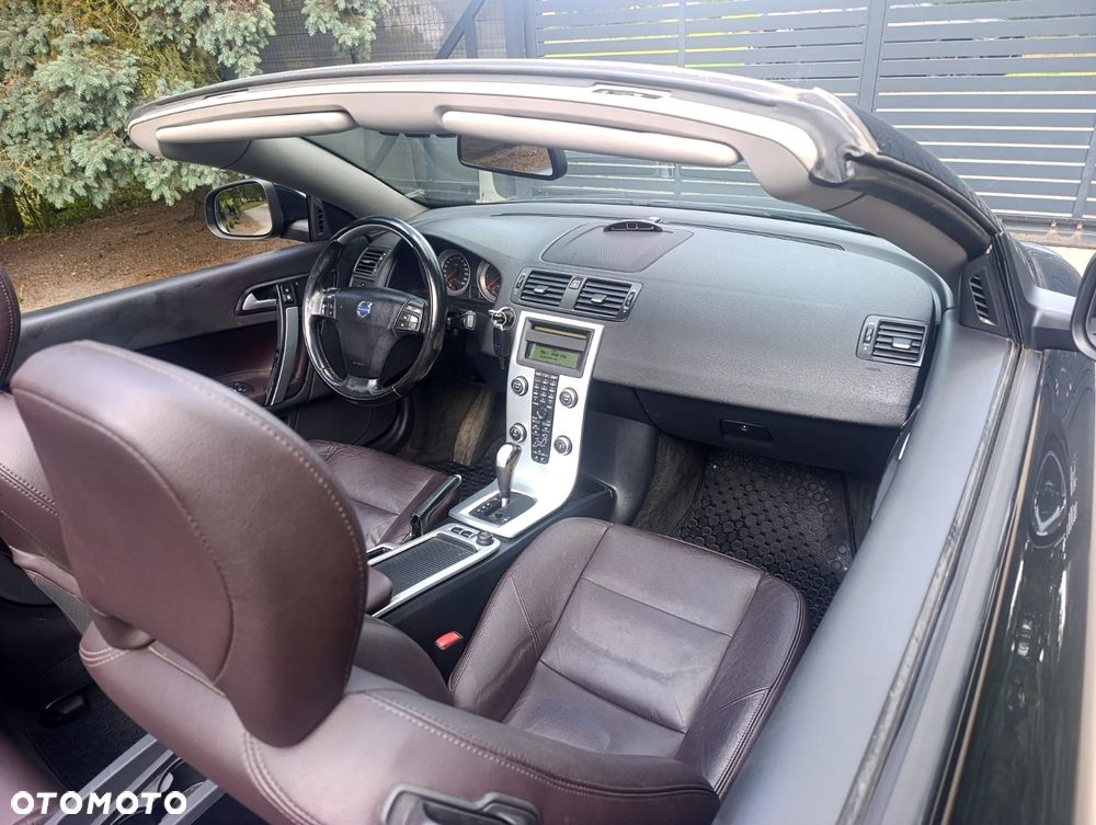 Volvo C70 D4 Momentum - 12