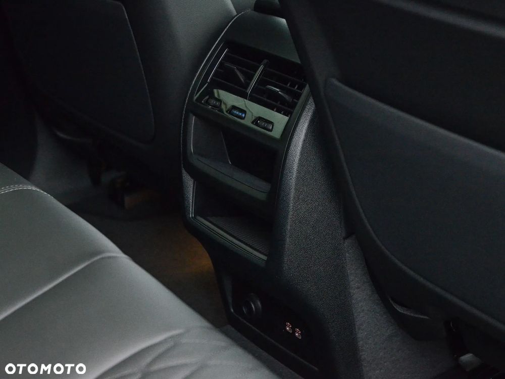 BMW X5 xDrive40d mHEV sport - 30