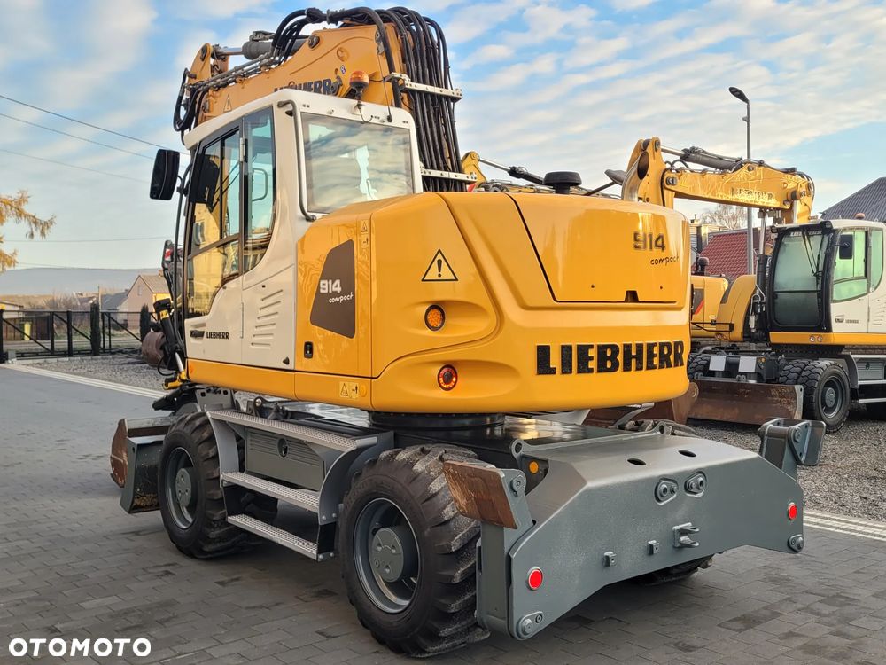 Liebherr A914 compact / ROTOTILT ze szczypcami / SUPER STAN / - 4