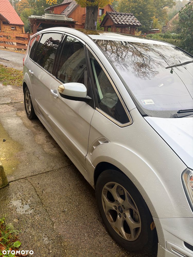 Ford S-Max 2010 photo 2