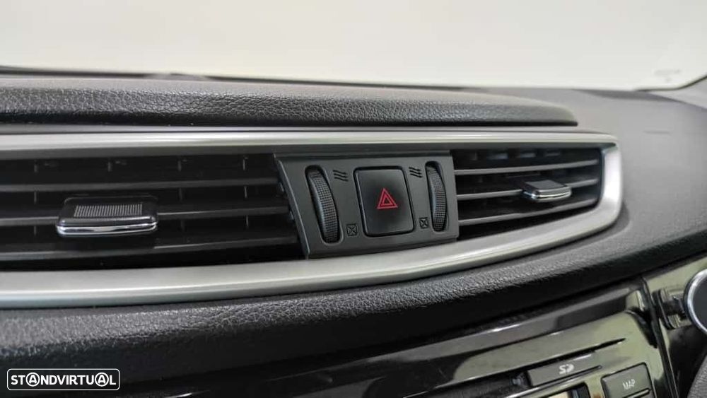 Nissan Qashqai 1.5 dCi Tekna Sport 17 - 31