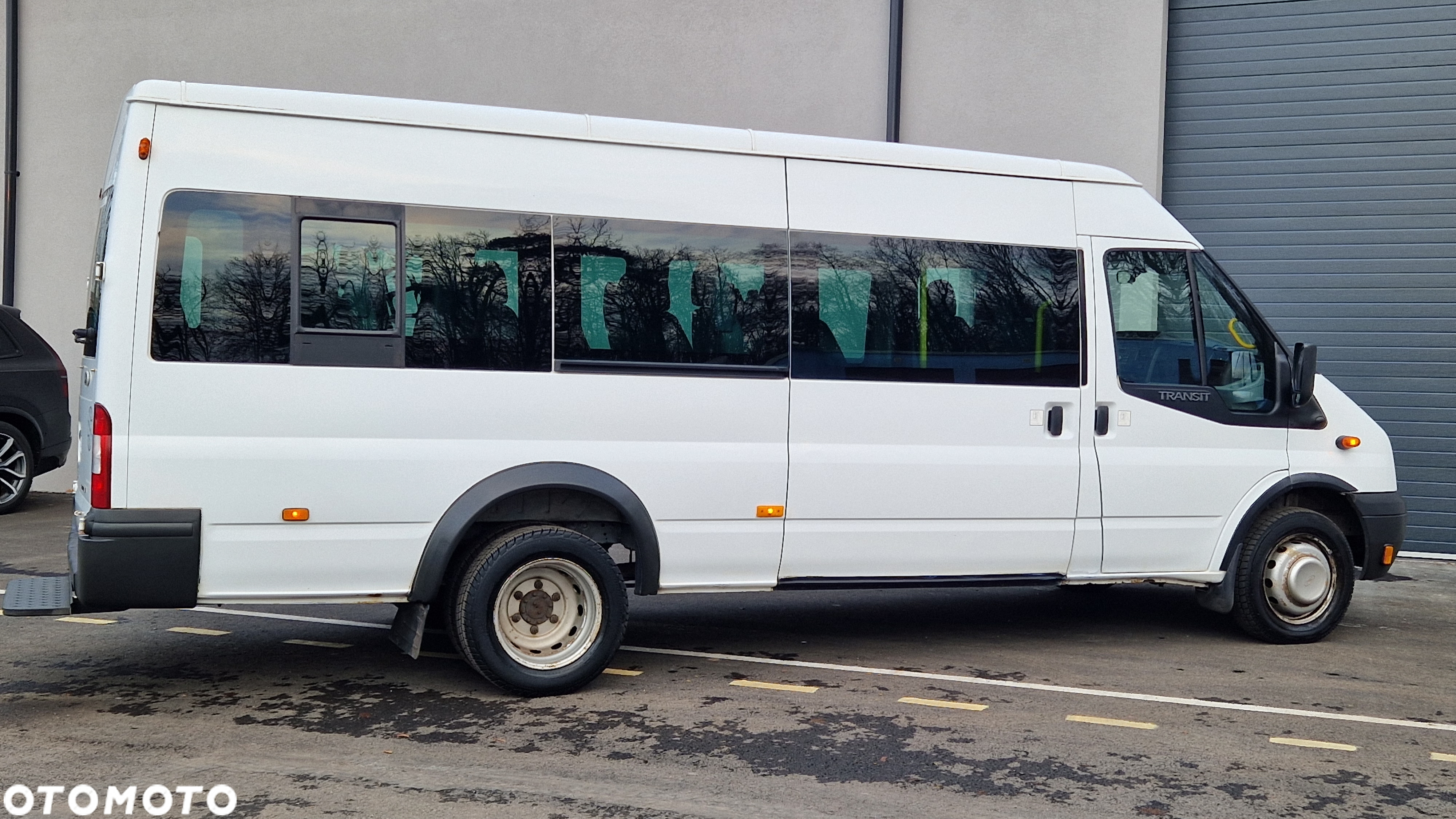 Ford TRANSIT AUTOBUS 17 OSÓB MINIAUTOBUS MIKROBUS KLIMA WEBASTO BLIZNIAKI - 16