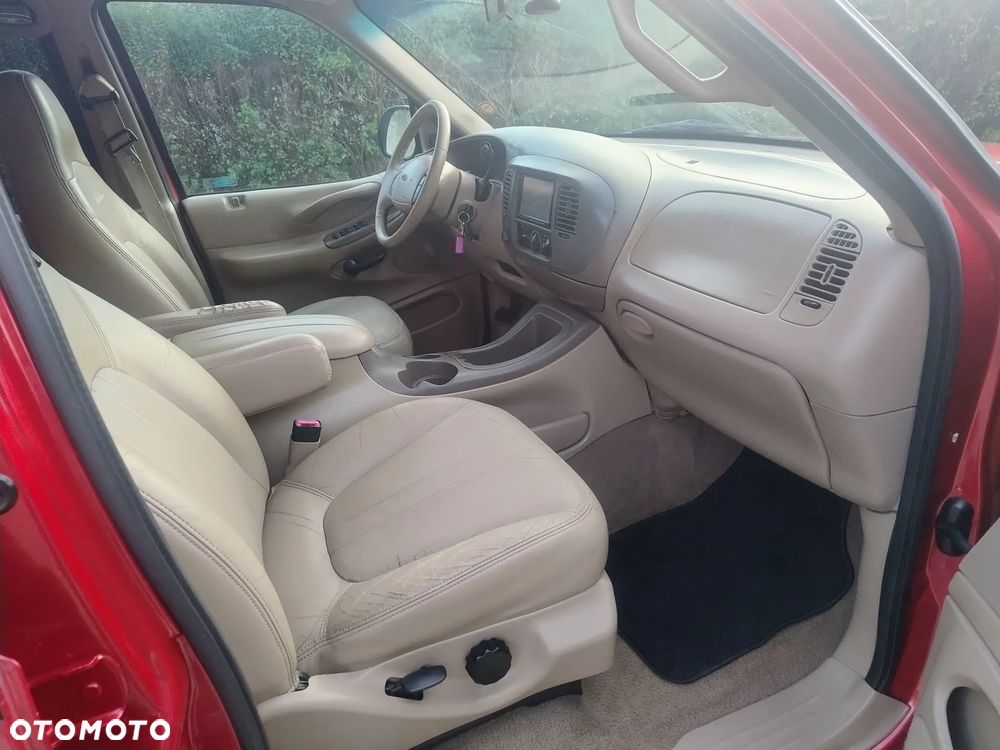 Ford Expedition 5.4 XLT 4WD - 19