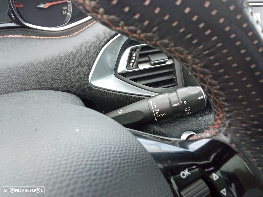 Peugeot 308 SW 1.6 BlueHDi GT Line - 22