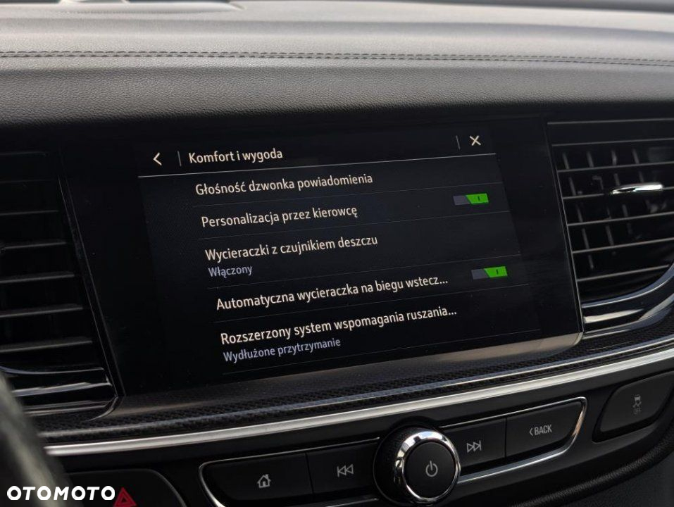 Opel Insignia - 15