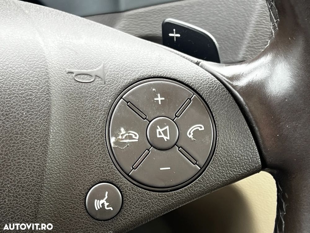 Mercedes-Benz E - 18