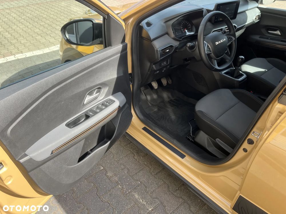 Dacia Sandero - 10