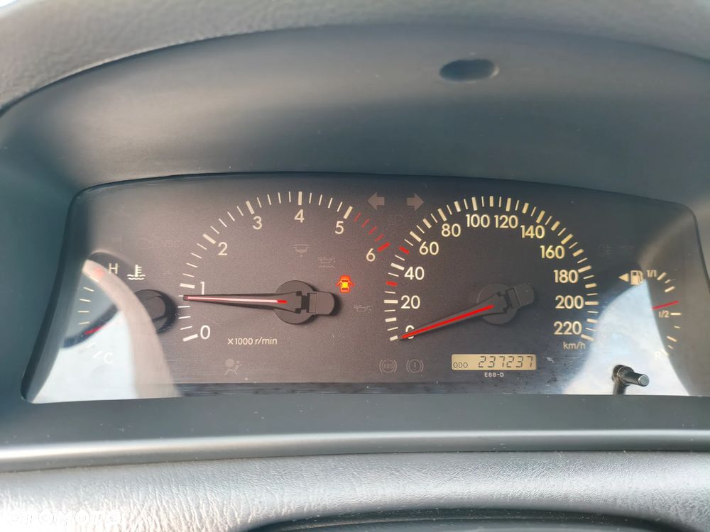 Toyota Corolla 1.4 D-4D Luna - 15