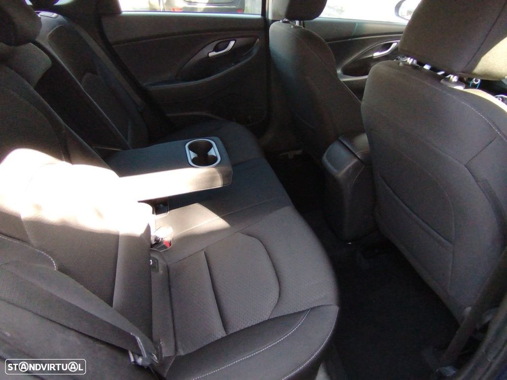 Hyundai i30 SW 1.0 T-GDi Style+Navi - 16