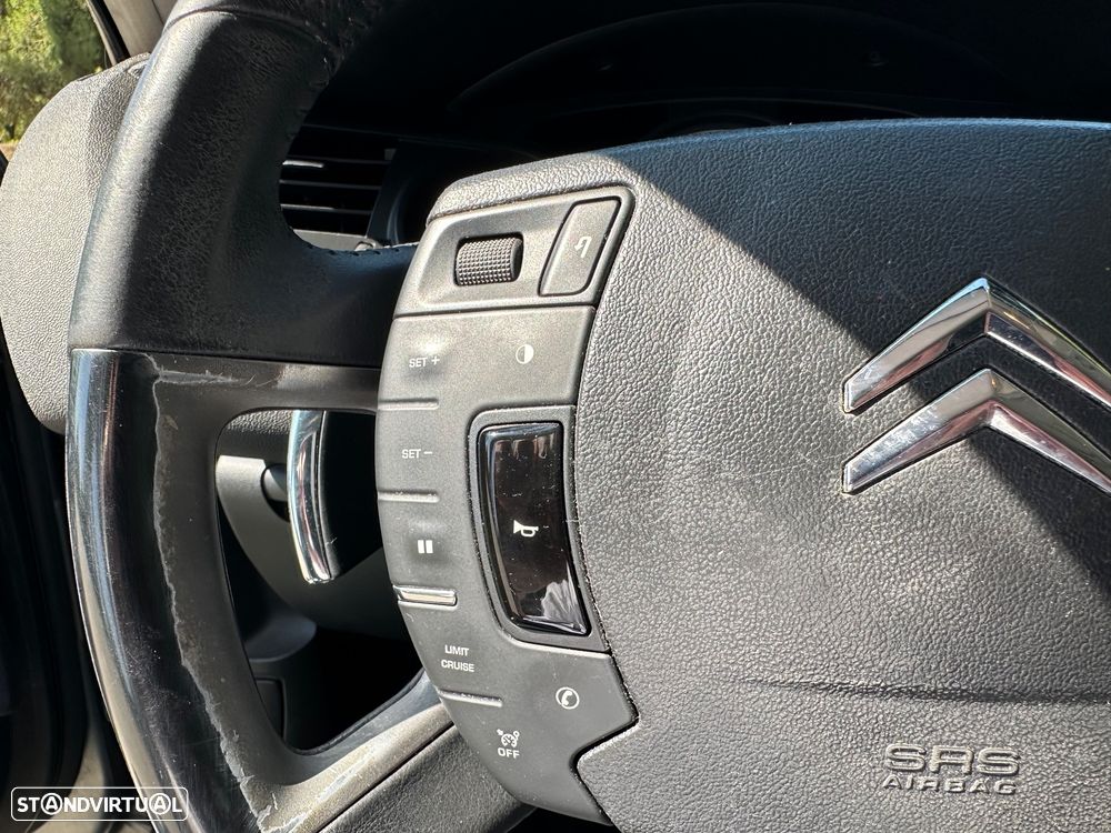 Citroën C5 Tourer 1.6 e-HDi Séduction Air.CMP6 - 24