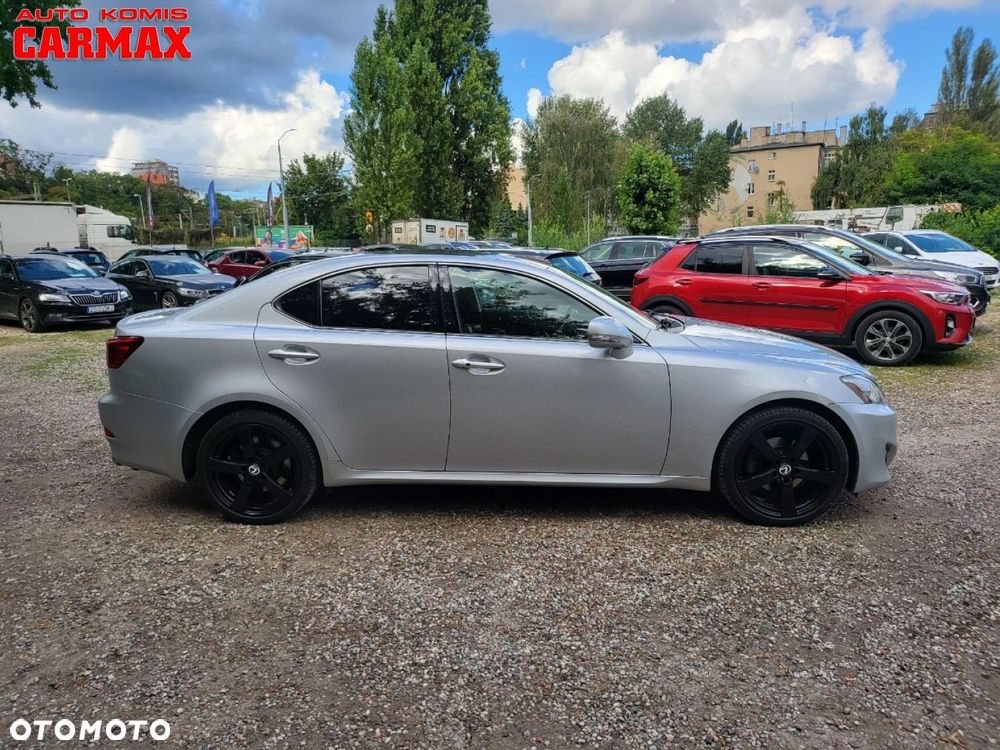 Lexus IS - 8