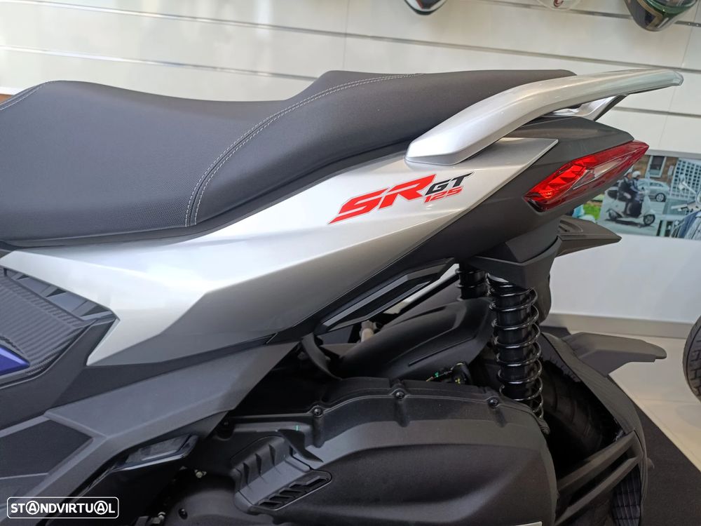Aprilia SR GT 125 - 2